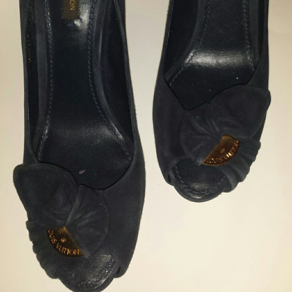 High heel LV shoes
